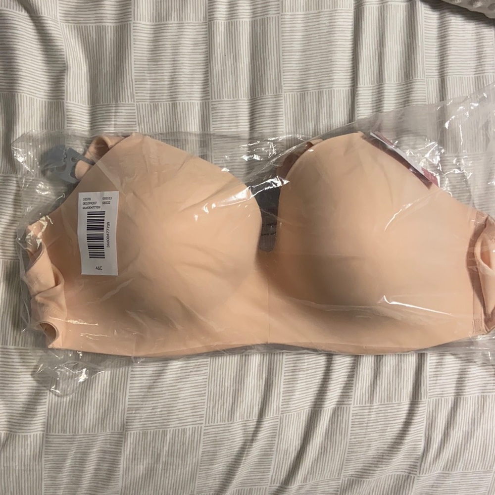 Cacique 46C Wireless T-Shirt Bra